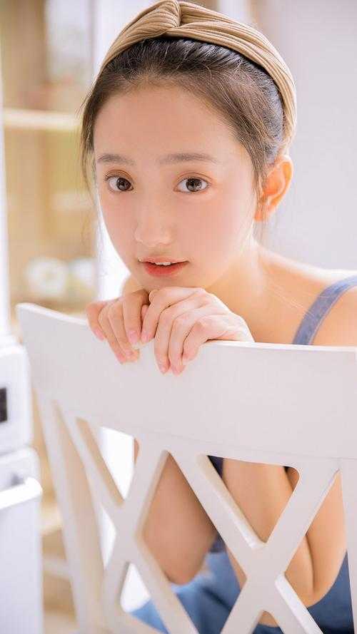 而贺凌舟和席砚琛