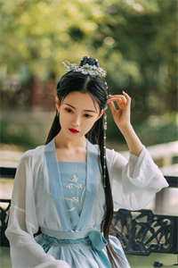 重生后:我跟未婚夫死对头好上了全集