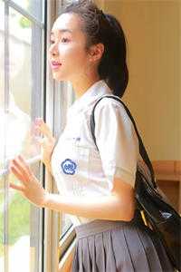 免费刚穿书,炮灰女配霸道护夫