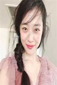 小说全集穿到年代文后，疯批大佬她拒绝当炮灰