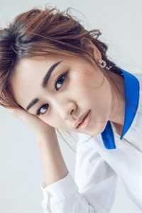 免费高调选夫后，她马甲被全网扒了