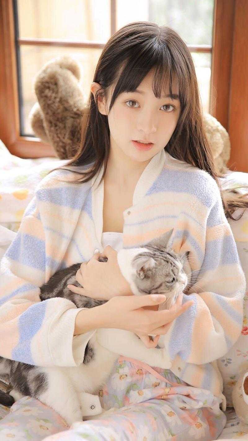 无弹窗豪门太太身份曝光后，全员火葬场了