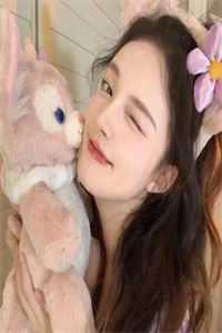 全文阅读窗外发呆的白霜