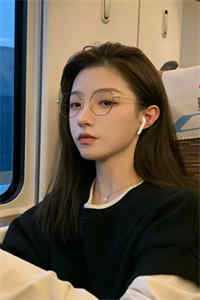 完整阅读趁女兄弟憨憨，忽悠她给我当老婆