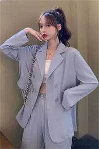 全章节阅读活成前任白月光后，她桃花朵朵开