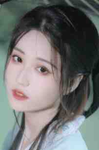 精选小说乖宝一眼红，矜贵医生抱在怀里哄