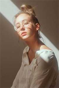 诡异游戏：我带女儿狂刷副本畅读精品小说