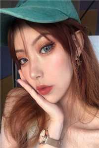 绑定吃瓜系统，恶毒女配逆袭了精修版