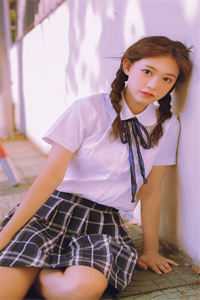 精修版重生八零：被九个女儿团宠了