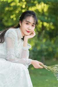 穿成废柴嫡女，我带空间嘎嘎乱杀