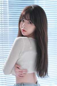 青楼女子要从良，侯爷首辅请靠边