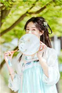 末世重生：百亿物资的狼人女王