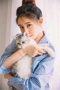 夫人她一心搞事业，世子赢麻了
