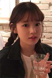 只有女主未受伤的世界达成了！！