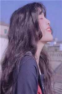 恰逢花在开