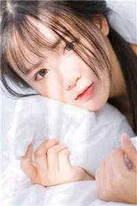 性转成无敌女侠，我杀穿整个江湖