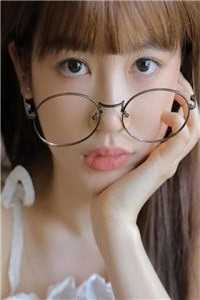 穿书七零炮灰女，养个癫汉做老公