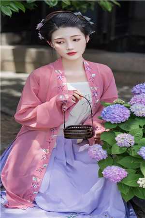 救命,京圈傅少跪求我包养