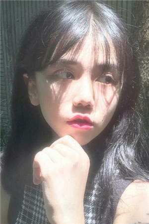 千金女友哭着求我接管她家产