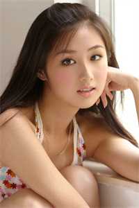 云卷云舒后，惟余药草香